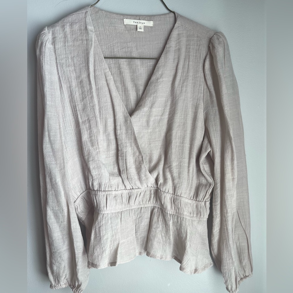 Fun 2 have fun size large grey top